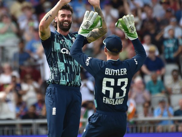 ಆರ್‌ಸಿಬಿಗೆ ಡೆತ್ ಓವರ್ ಸ್ಪೆಷಲಿಸ್ಟ್ ರೀಸ್ ಟೋಪ್ಲೆ 