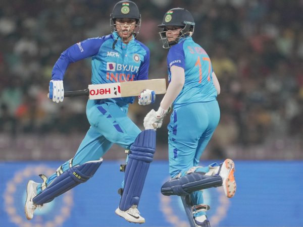 ಸ್ಮೃತಿ ಮಂಧಾನ 3ನೇ ಓವರ್‌ನಲ್ಲಿ ಔಟ್