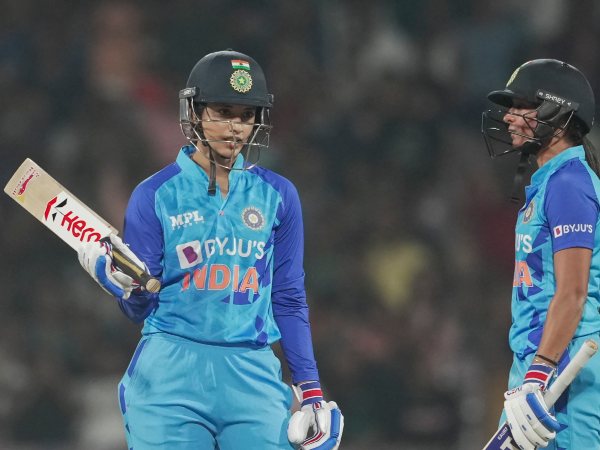 ಸ್ಮೃತಿ ಮಂಧಾನ 49 ಎಸೆತಗಳಲ್ಲಿ 79 ರನ್