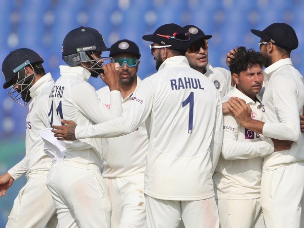 ಕುಲದೀಪ್ ಯಾದವ್ 40 ರನ್‌ಗಳಿಗೆ 5 ವಿಕೆಟ್‌