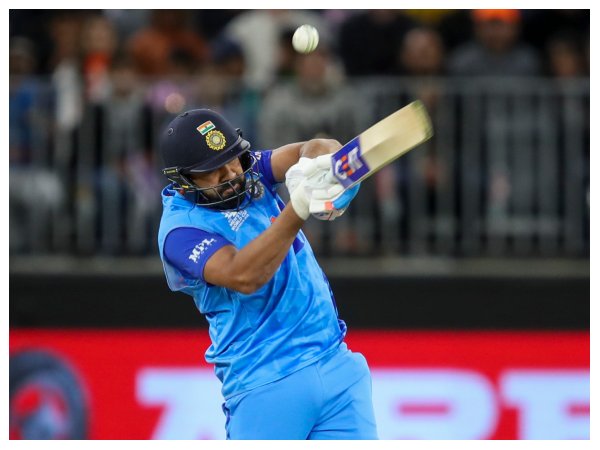 ಗಾಯದ ಬಗ್ಗೆ ಮಾಹಿತಿ ಹಂಚಿಕೊಂಡ ರೋಹಿತ್