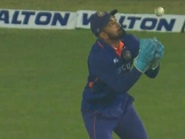 ಕ್ಯಾಚ್‌ ಕೈ ಬಿಟ್ಟು ಟೀಕೆಗೆ ಗುರಿಯಾದ ಕೆಎಲ್ ರಾಹುಲ್