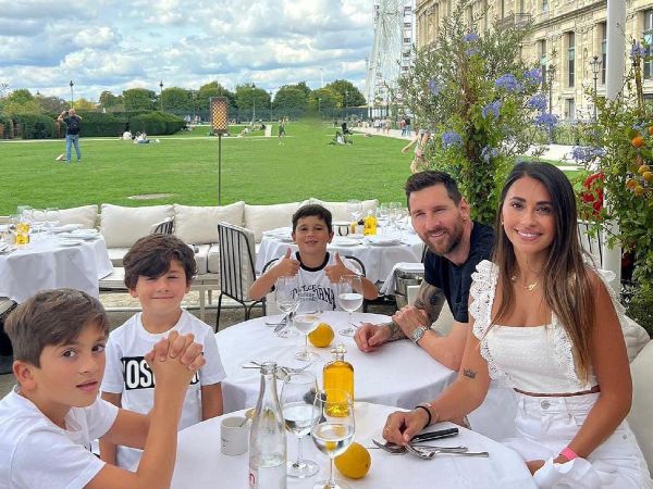 ಮೆಸ್ಸಿಯ ವೃತ್ತಿ ಮತ್ತು ಕುಟುಂಬ 