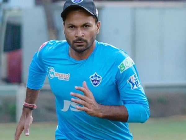 ವೇಗದ ಬೌಲರ್ ಮುಕೇಶ್ ಕುಮಾರ್ 