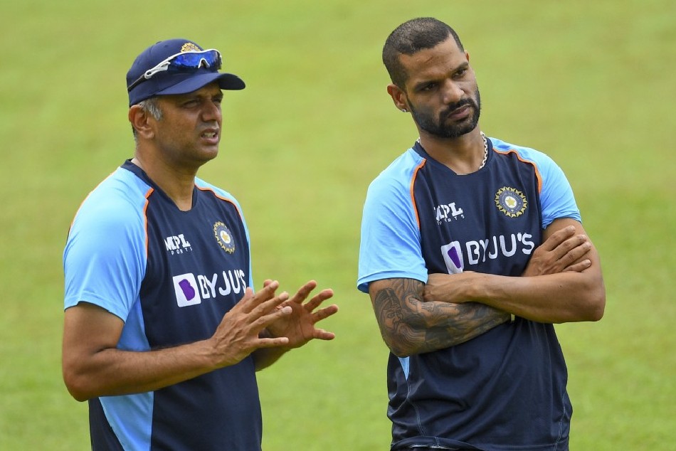 Team India Practice Ahead 3rd ODI: Rahul Dravid Gives Special Class To Shikhar Dhawan Team India Practice Ahead 3rd ODI: Rahul Dravid Gives Special Class To Shikhar Dhawan