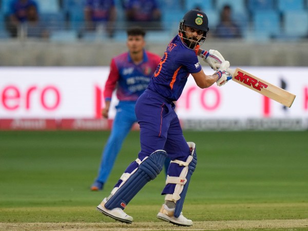 42 ಇನ್ನಿಂಗ್ಸ್‌ಗಳಲ್ಲಿ ಎರಡು ಶತಕಗಳೊಂದಿಗೆ 1,348 ರನ್