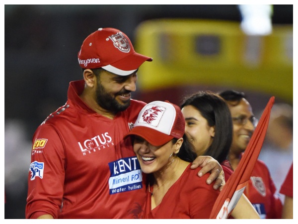 ಐಪಿಎಲ್ ಆವೃತ್ತಿಯೊಂದರಲ್ಲಿ ಅತಿ ಹೆಚ್ಚು ಹ್ಯಾಟ್ರಿಕ್