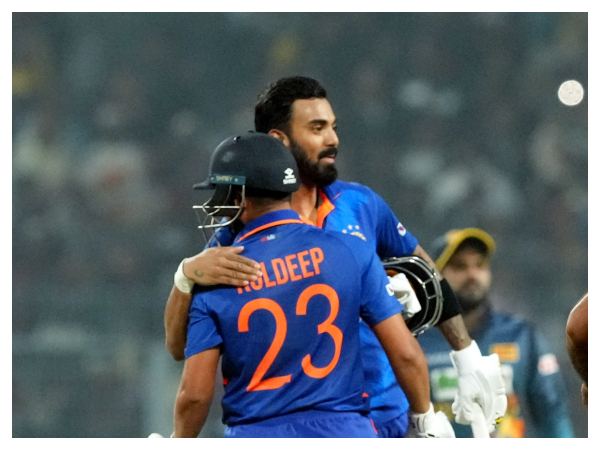 ಒಂದೇ ತಂಡದ ವಿರುದ್ಧ ಅತೀ ಹೆಚ್ಚು ಬಾರಿ ಗೆಲುವು