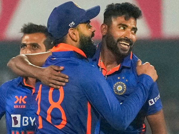 ಬೌಲಿಂಗ್‌ನಲ್ಲಿ 18ನೇ ಸ್ಥಾನ ತಲುಪಿದ ಮೊಹಮ್ಮದ್ ಸಿರಾಜ್