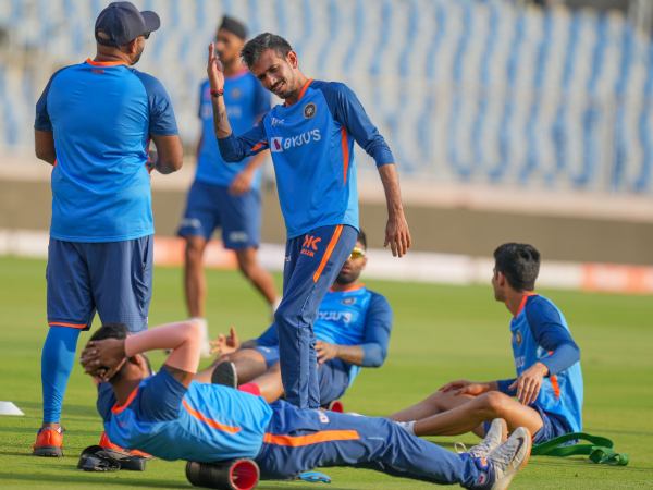 IND vs SL: Indian Players Visit Ananta Padmanabhaswamy Temple Before 3rd ODI Against Sri Lanka