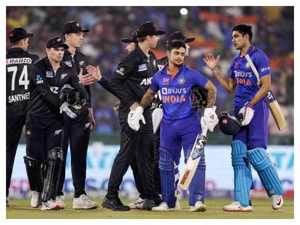 ಇತ್ತಂಡಗಳ ಸ್ಕ್ವಾಡ್ ಹೀಗಿದೆ 