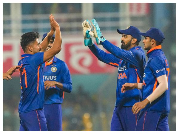 ಟೀಮ್ ಇಂಡಿಯಾ ಆಡುವ ಬಳಗ