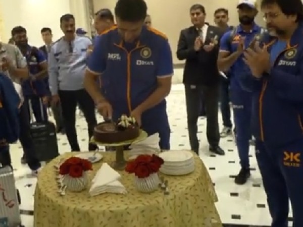 ದ್ರಾವಿಡ್‌ಗೆ ಹುಟ್ಟು ಹಬ್ಬದ ಉಡುಗೊರೆ?