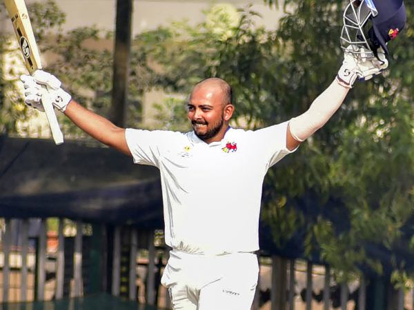 ರಣಜಿ ಟ್ರೋಫಿಯಲ್ಲಿ ದಾಖಲೆಯ ತ್ರಿಶತಕ ಸಿಡಿಸಿದ ಪೃಥ್ವಿ ಶಾ