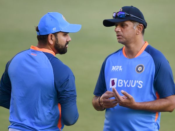 Ind vs SL 3rd ODI: Rahul Dravid Likely To Return To Bengaluru Due To Medical Reasons