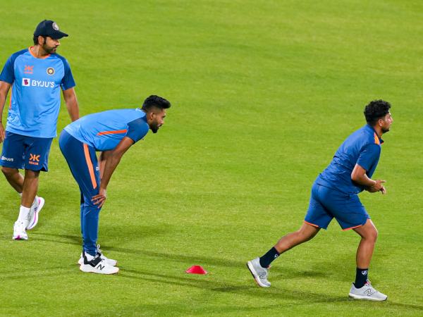 ಶ್ರೀಲಂಕಾ ವಿರುದ್ಧದ ಏಕದಿನ ಸರಣಿಗೆ ಭಾರತ ಪೂರ್ಣ ತಂಡ ಶ್ರೀಲಂಕಾ ವಿರುದ್ಧದ ಏಕದಿನ ಸರಣಿಗೆ ಭಾರತ ಪೂರ್ಣ ತಂಡ