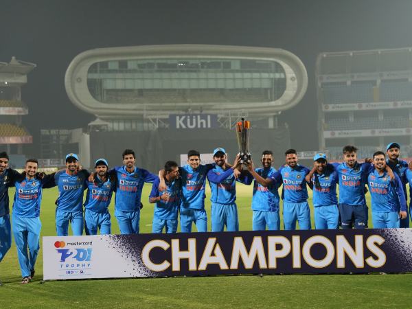 ಟಿ20 ಸರಣಿಯನ್ನು ಭಾರತ ತಂಡ 2-1 ಅಂತರದಲ್ಲಿ ಗೆದ್ದುಕೊಂಡಿತ್ತು ಟಿ20 ಸರಣಿಯನ್ನು ಭಾರತ ತಂಡ 2-1 ಅಂತರದಲ್ಲಿ ಗೆದ್ದುಕೊಂಡಿತ್ತು