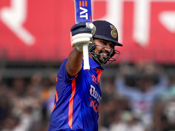 IND Vs NZ 3rd ODI: Rohit Sharma Surpassed Sanath Jayasuriya To Have Most ODI Sixes