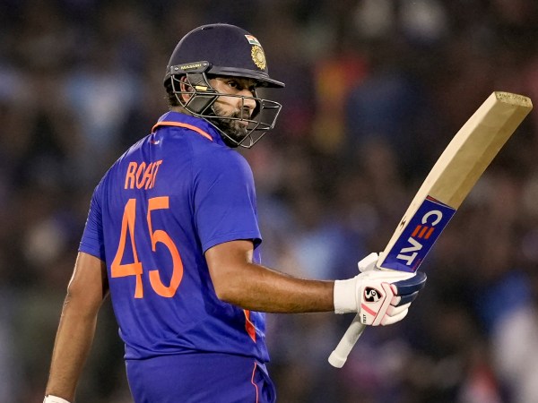 ಸಕ್ರಿಯ ಕ್ರಿಕೆಟ್ ಆಡುತ್ತಿರುವವರ ಪೈಕಿ ರೋಹಿತ್ ಶರ್ಮಾ ಜಂಟಿ 4ನೇ ಸ್ಥಾನ