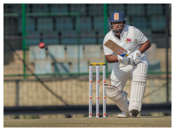 ಬೇಸರ ಹೊರಹಾಕಿರುವ ಸರ್ಫರಾಜ್ ಬೇಸರ ಹೊರಹಾಕಿರುವ ಸರ್ಫರಾಜ್