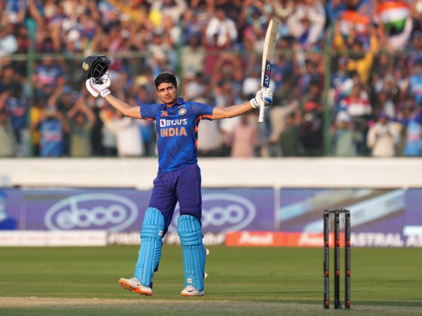 ವೇಗವಾಗಿ 1000 ರನ್ ಕಲೆಹಾಕಿದ ಬ್ಯಾಟ್ಸ್‌ಮನ್