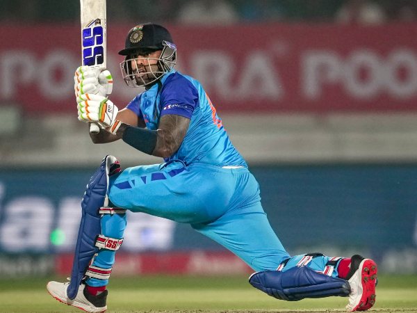 ಸೂರ್ಯಕುಮಾರ್ ಯಾದವ್ 43 ಇನ್ನಿಂಗ್ಸ್‌ಗಳಲ್ಲಿ 1,500 ರನ್ 