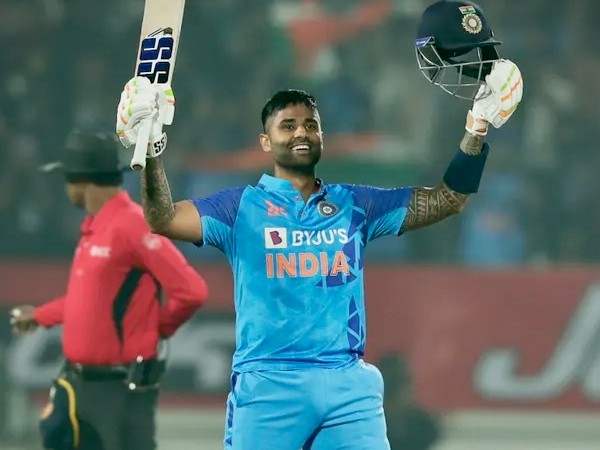 ಮೂರು ಖಂಡಗಳಲ್ಲಿ ಟಿ20 ಶತಕ