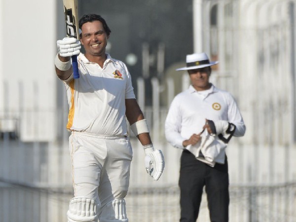  ಮಂಜೂರ್ ಗಳಿಸಿದ ರನ್‌ಗಳ ವಿವರ