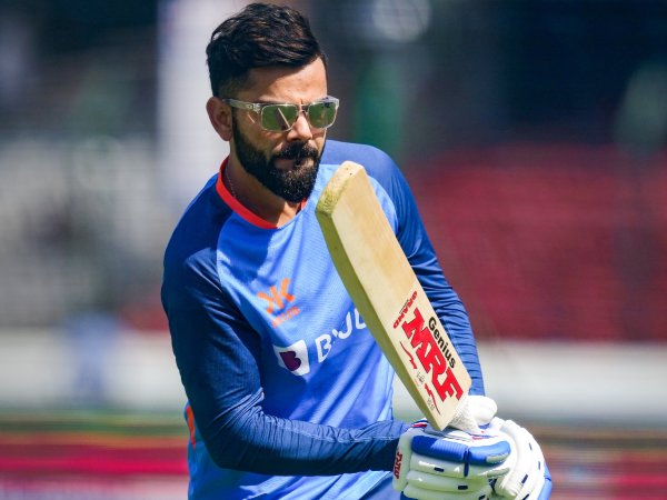 ಎಲ್ಲ ಸ್ವರೂಪಗಳ ತಂಡದಲ್ಲಿ ಸ್ಥಾನ ವಿಶ್ವದ ಮೊದಲ ಆಟಗಾರ