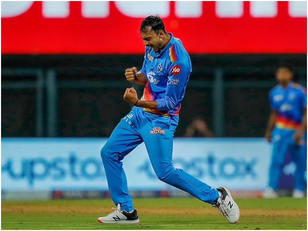 IPL 2023: David Warner Is Set To Lead Delhi Capitals In Ipl 2023, With Axar Patel As His Vice-captain