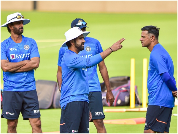 Ind vs Aus: Rahul Dravid Gives Befitting Reply To Journalist Who Asked About Left-Handed Pacer