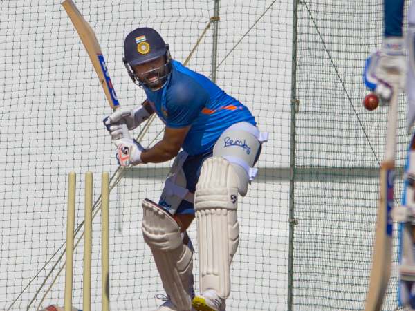 ಭಾರತ ಮತ್ತು ಆಸ್ಟ್ರೇಲಿಯಾ ಪೂರ್ಣ ತಂಡಗಳು