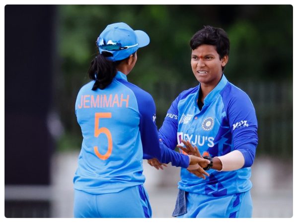 3 ವಿಕೆಟ್ ಕಿತ್ತು ವಿಂಡೀಸ್‌ಗೆ ಆಘಾತ ನೀಡಿದ ದೀಪ್ತಿ