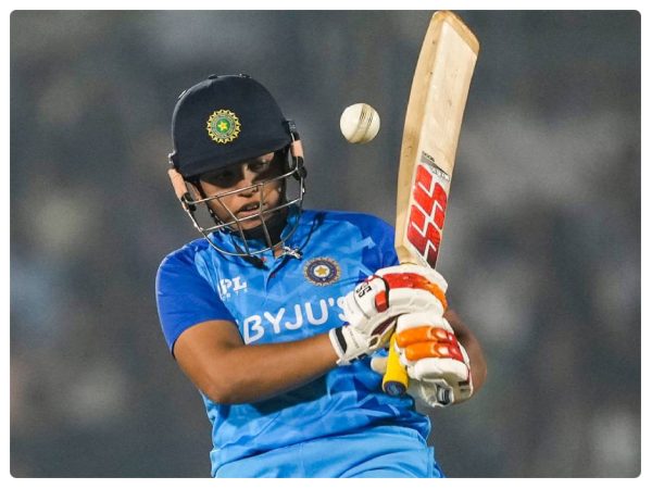 ಮತ್ತೆ ಮಿಂಚಿದ ರಿಚಾ ಘೋಷ್