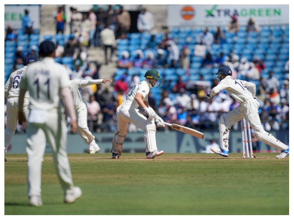 ವಿಕೆಟ್ ಹಿಂದೆ ಮಿಂಚಿದ ಶ್ರೀಕರ್ ಭರತ್
