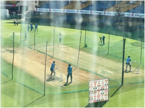 Ind vs Aus 3rd Test: Coach Dravid Takes Special Class For KL Rahul And Shubman Gill 