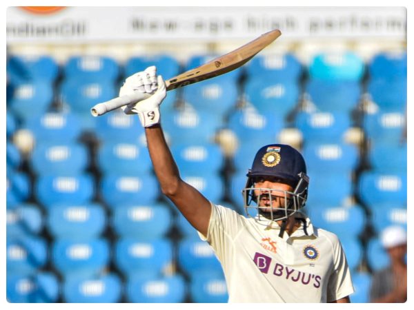 ಬ್ಯಾಟಿಂಗ್‌ನಲ್ಲಿ ಮತ್ತೆ ಮಿಂಚಿದ ಅಕ್ಷರ್, ಅಶ್ವಿನ್ ಅದ್ಭುತ ಸಾಥ್