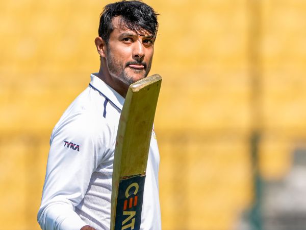 ಮಯಾಂಕ್ ಅಗರ್ವಾಲ್ - ಹಾರ್ವಿಕ್ ದೇಸಾಯಿ