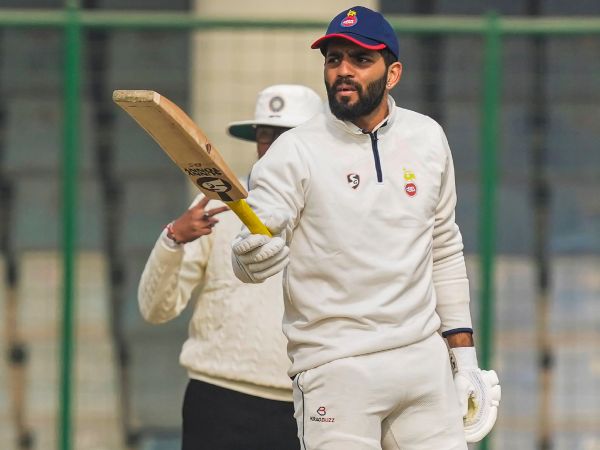 ಮಧ್ಯಮ ಕ್ರಮಾಂಕದಲ್ಲಿ ಧ್ರುವ್ ಶೋರೆ - ಅನುಸ್ತಪ್ ಮಜುಂದಾರ್