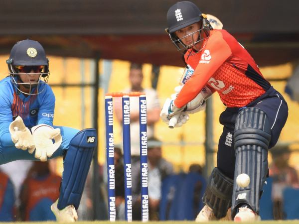 England Womens Cricketer Danielle Wyatt Gets Engaged With Her Partner Georgie Hodge England Womens Cricketer Danielle Wyatt Gets Engaged With Her Partner Georgie Hodge