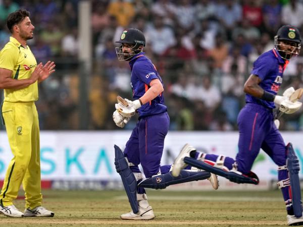 IND vs AUS 1st ODI: Hardik Pandya Praised KL Rahul And Ravindra Jadeja For Winning Against Australia