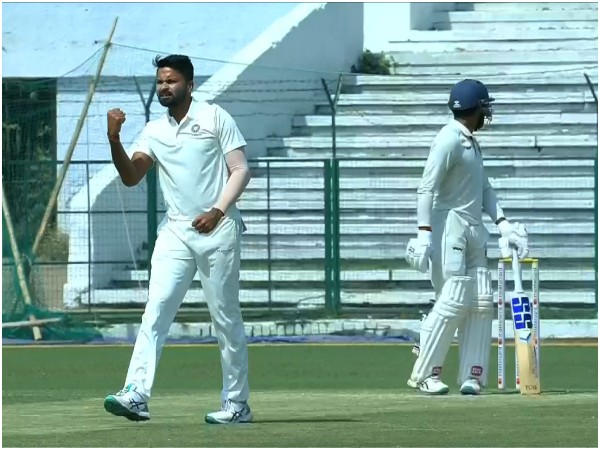 Irani Cup: Madhya Pradesh Fought Back After Losing 3 Wickets Early, Scoring 112 Runs By The End Of Day 2