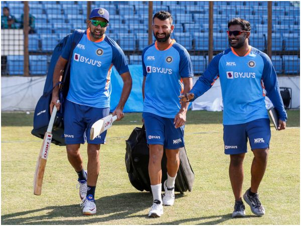 Former Indian Cricketer Sanjay Bangar Supports Pakistan In T20 World Cup Final