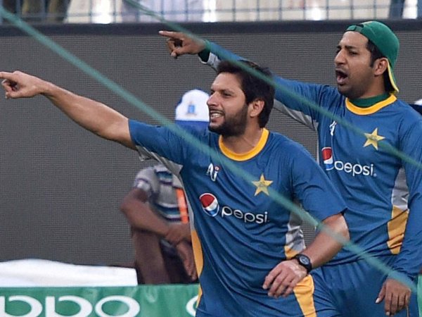 Former Pakistan Captain Shahid Afridi Claim An Indian Threatened Pakistan Team