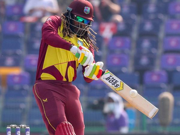 ಕ್ರಿಸ್ ಗೇಲ್ - ವೆಸ್ಟ್ ಇಂಡೀಸ್ ಕ್ರಿಸ್ ಗೇಲ್ - ವೆಸ್ಟ್ ಇಂಡೀಸ್