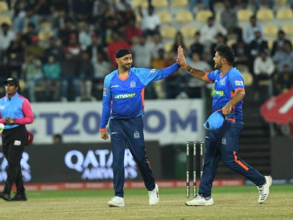 LLC 2023: World Giants Beat India Maharajas By 3 Wickets In Legends League Cricket LLC 2023: World Giants Beat India Maharajas By 3 Wickets In Legends League Cricket