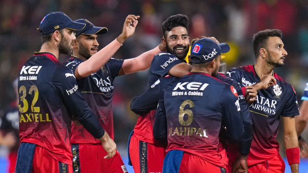 RCB vs CSK IPL 2023: The Last Over Of The 1st Innings Witnessed 10 Balls From 2 Bowlers!