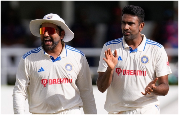 Anil Kumble praises R Ashwin said he plays with the batsmens mind