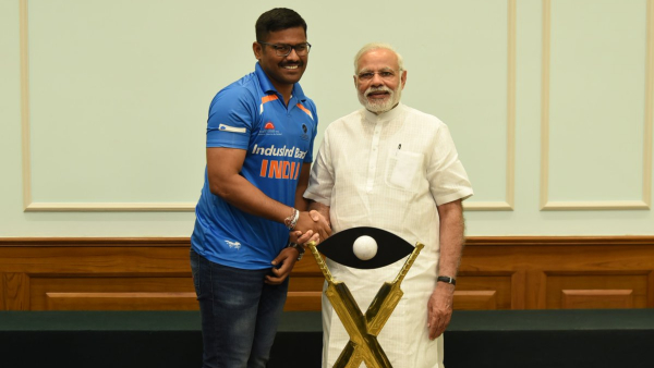 blind-cricket-team-captain