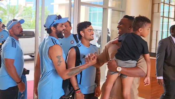 IND vs WI 3rd ODI: Dwayne Bravos Son Welcomes Indian Players In Trinidad